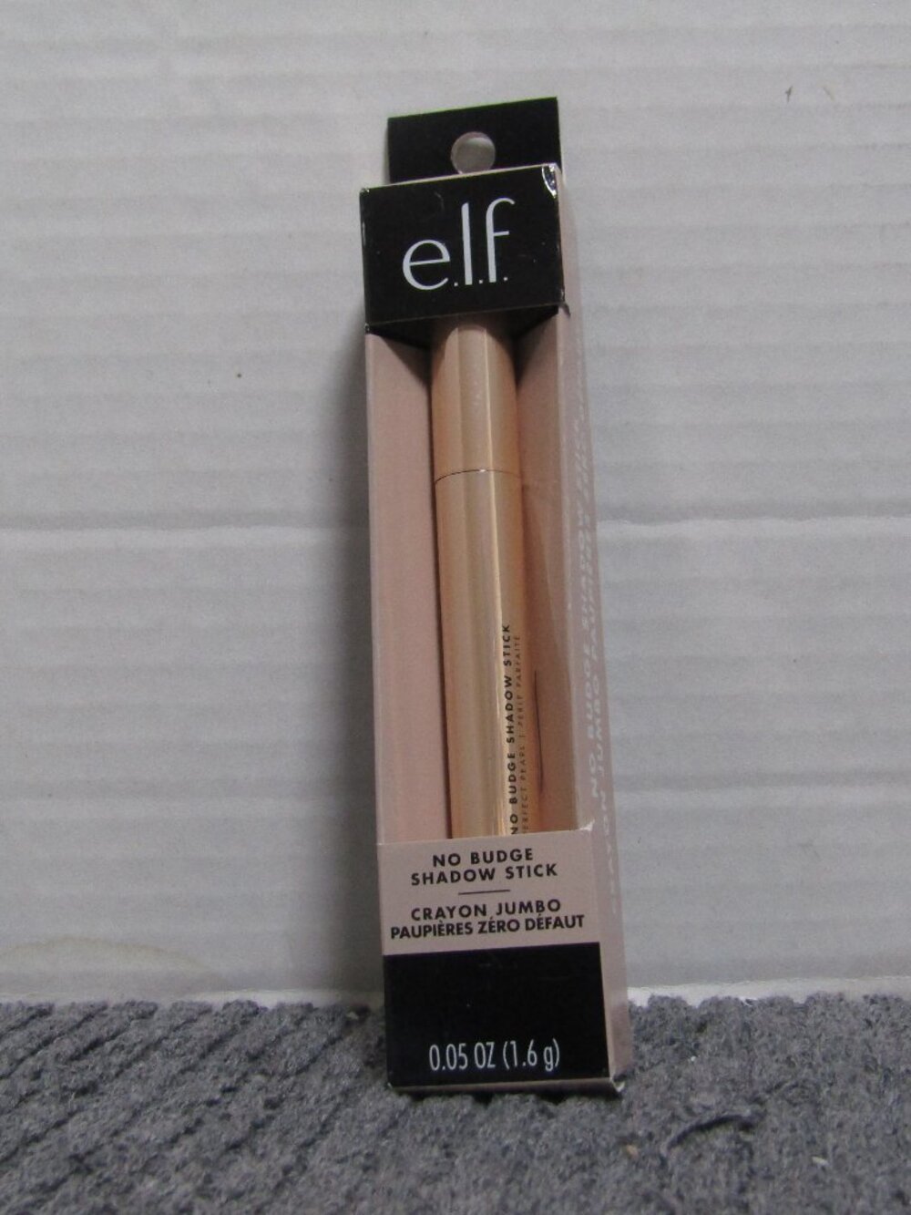 e.l.f. Budge Shadow Stick